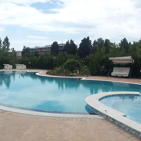 Solnechniy Bereg Apartman *